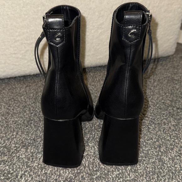 Circus by Sam Edelman Black Ankle Boots - Picture 7 of 9